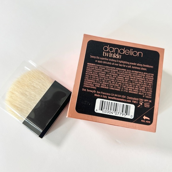 Benefit Cosmetics Dandelion Twinkle Highlighter powder - Picture 4 of 4